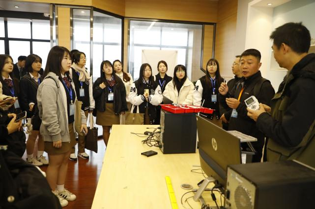 1198d2d3b47ef9c5c56b3d8d9f71298f.png 1198d2d3b47ef9c5c56b3d8d9f71298f.png